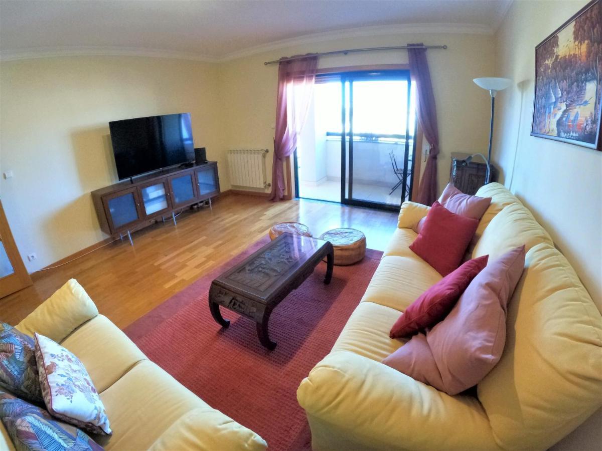 Lisbon 2 Bedroom Apartment With Balcony In ألجيس المظهر الخارجي الصورة